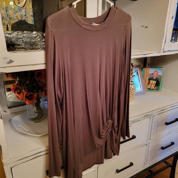 Azules NWOT olive green top with knot, size XL - Picture 1 of 5